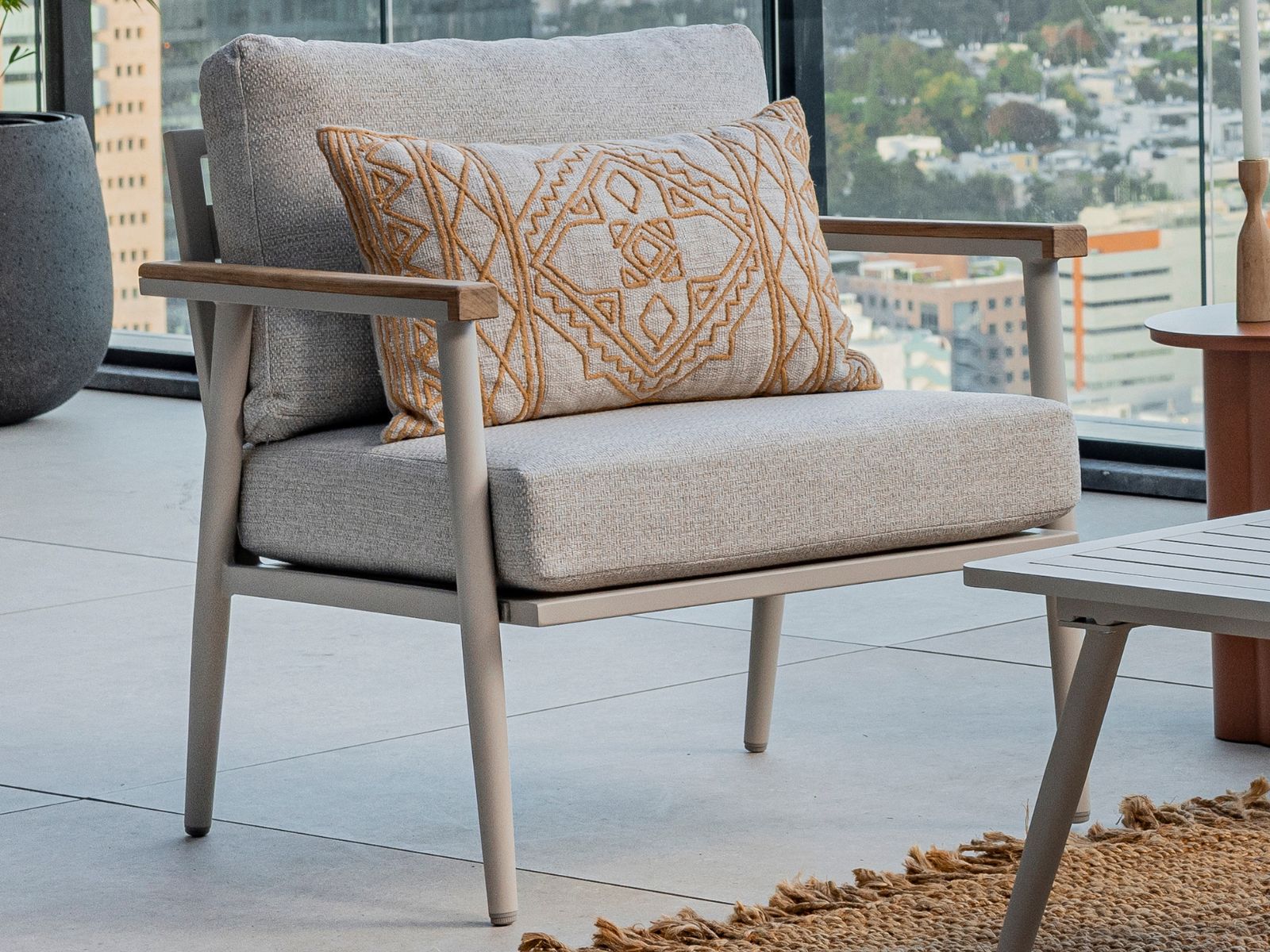 וינה - פינת ישיבה דו מושבית