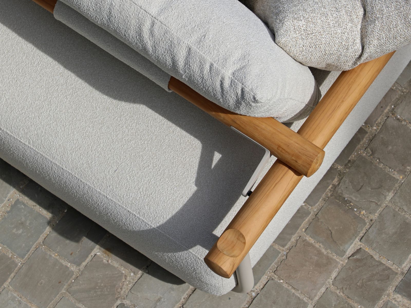 ORBIT - מערכת ישיבה תלת מושבית