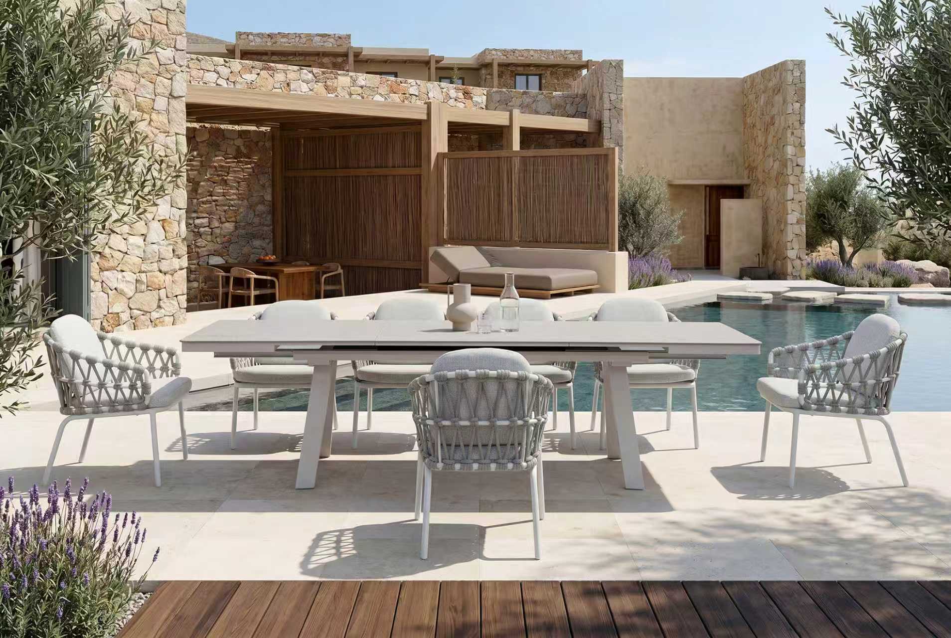 לאגוס - שולחן נפתח