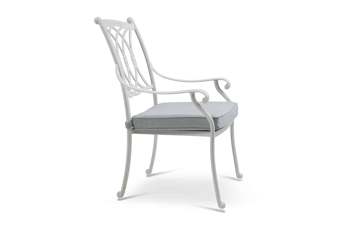 כיסא לגינה בצבע לבן
