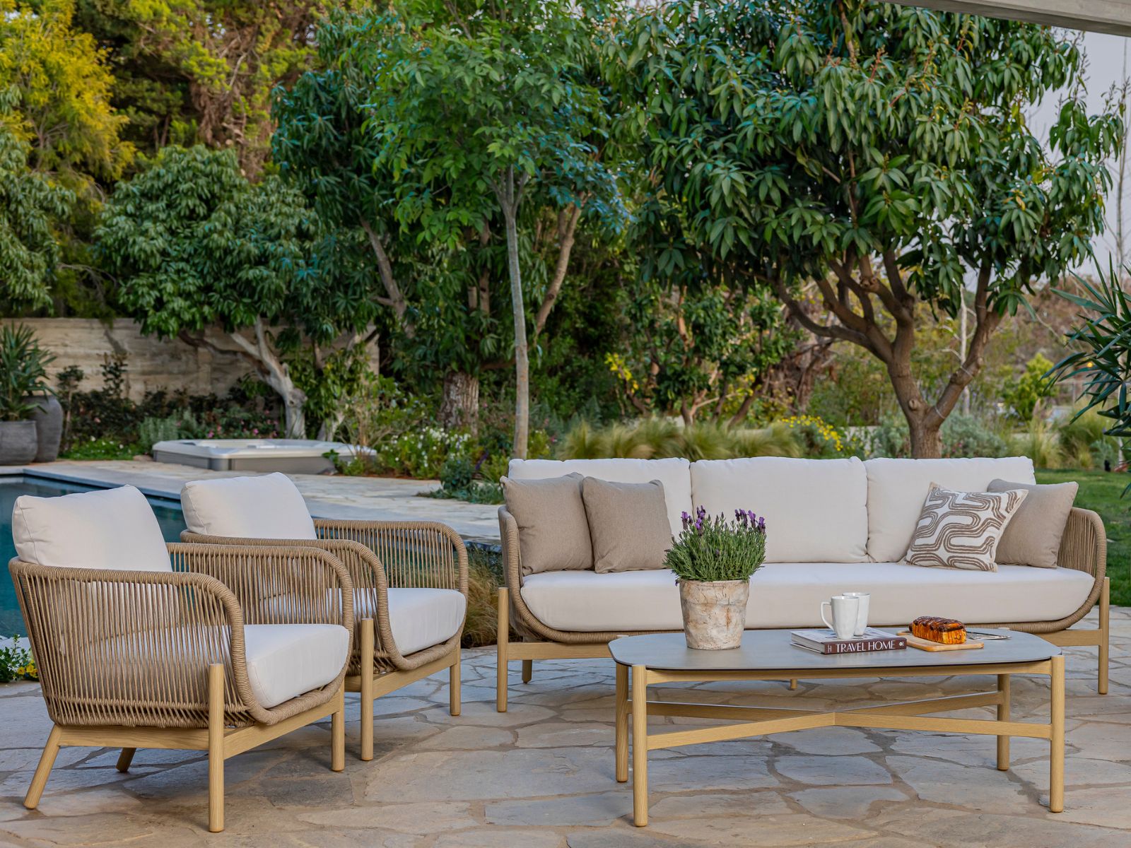 אמיליה - מערכת ישיבה תלת מושבית