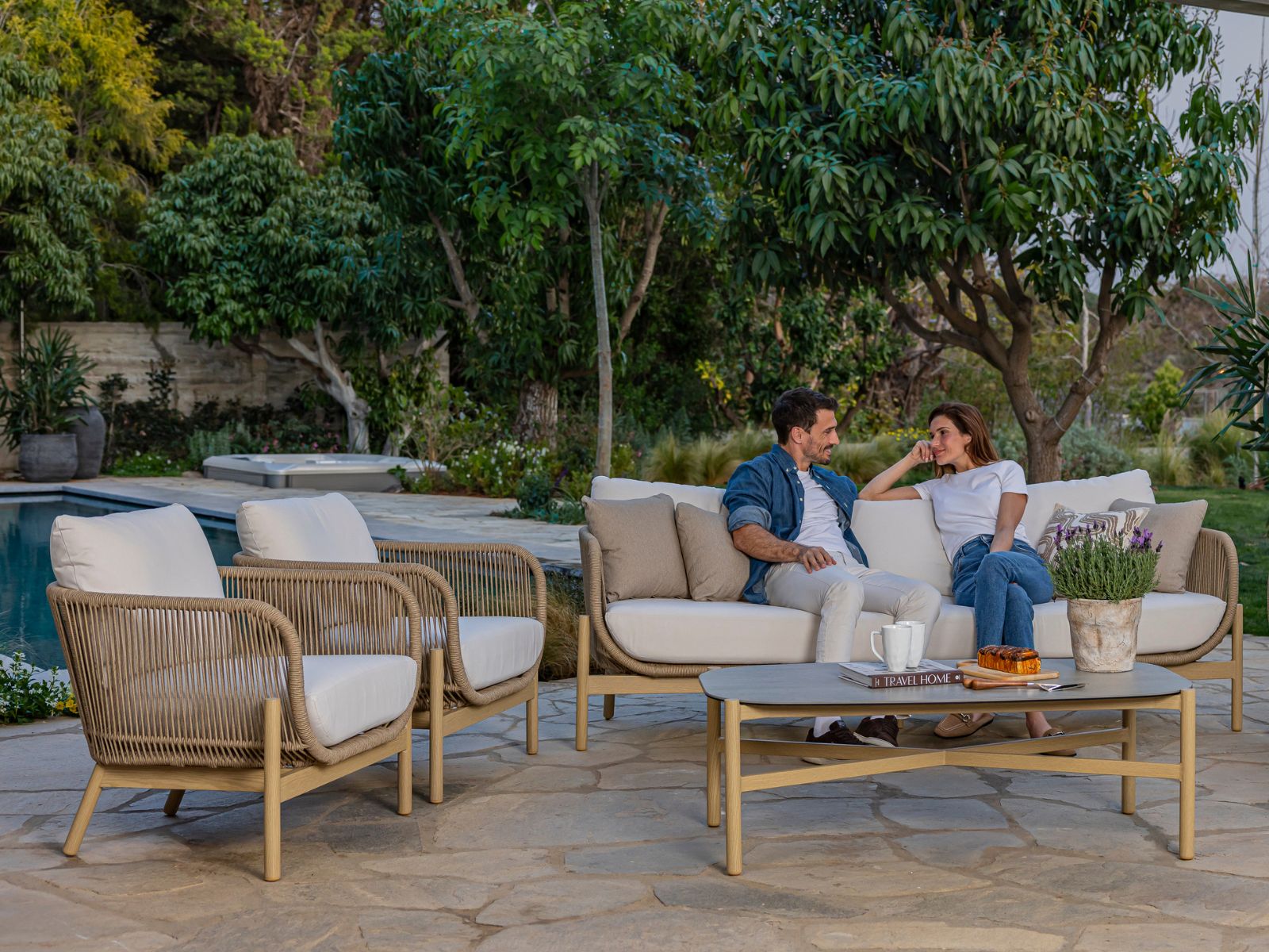 אמיליה - מערכת ישיבה תלת מושבית