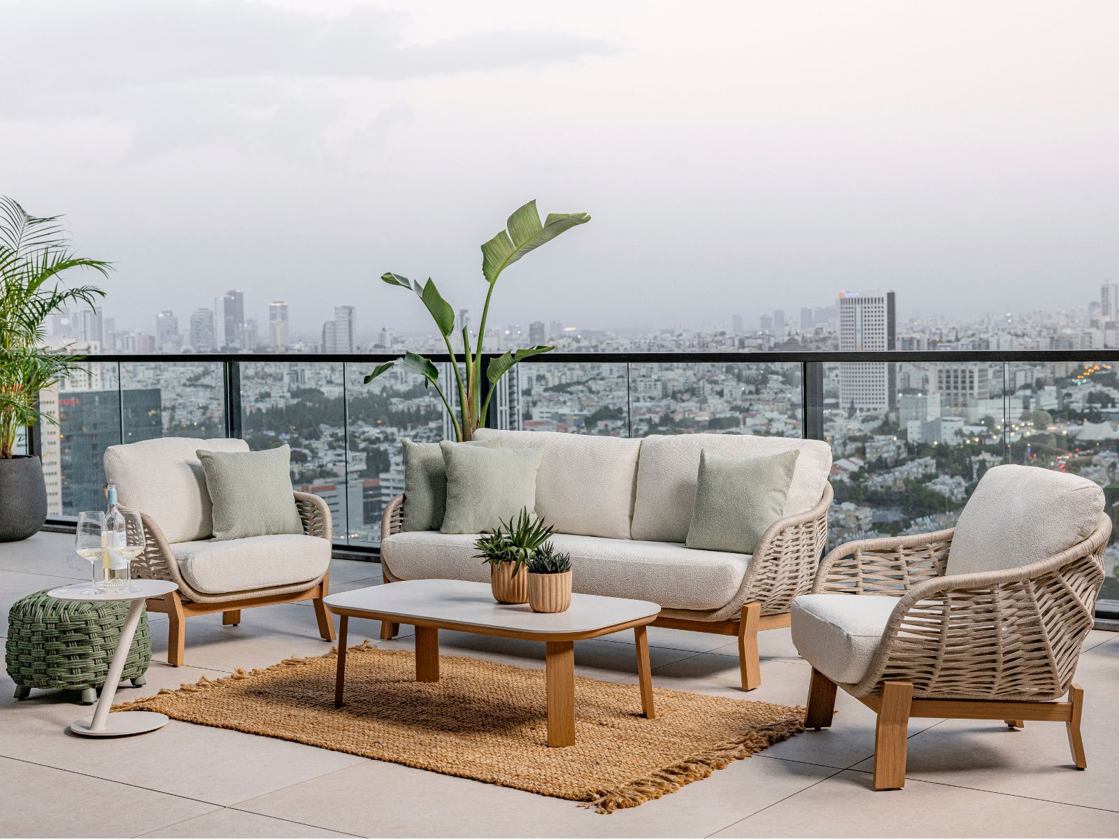 נאקסוס - פינת ישיבה תלת מושבית