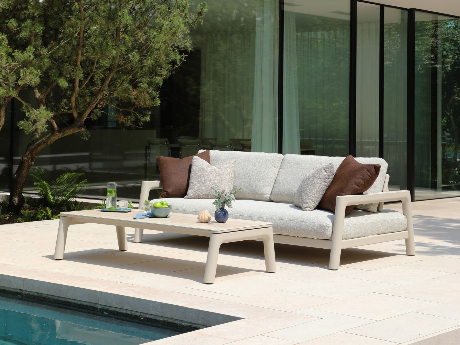 TOLO - מערכת ישיבה מאלומיניום