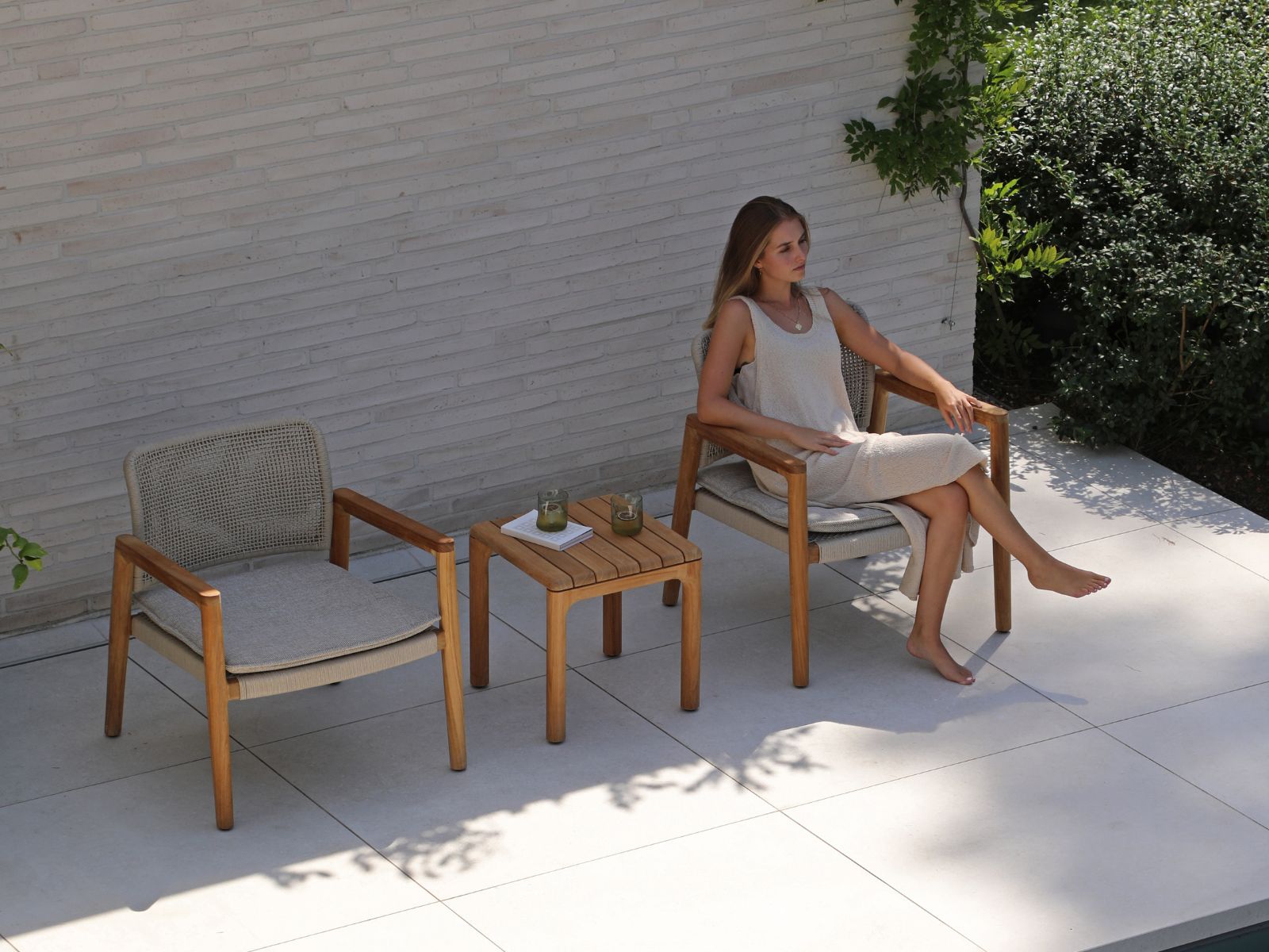 TOLO - מערכת ישיבה מעץ